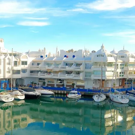 Vivienda Cronos Golf Benalmadena